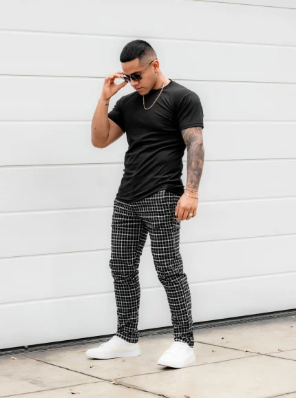 Pantalón Negro con Cuadro Blanco Rafinato | Hombre
